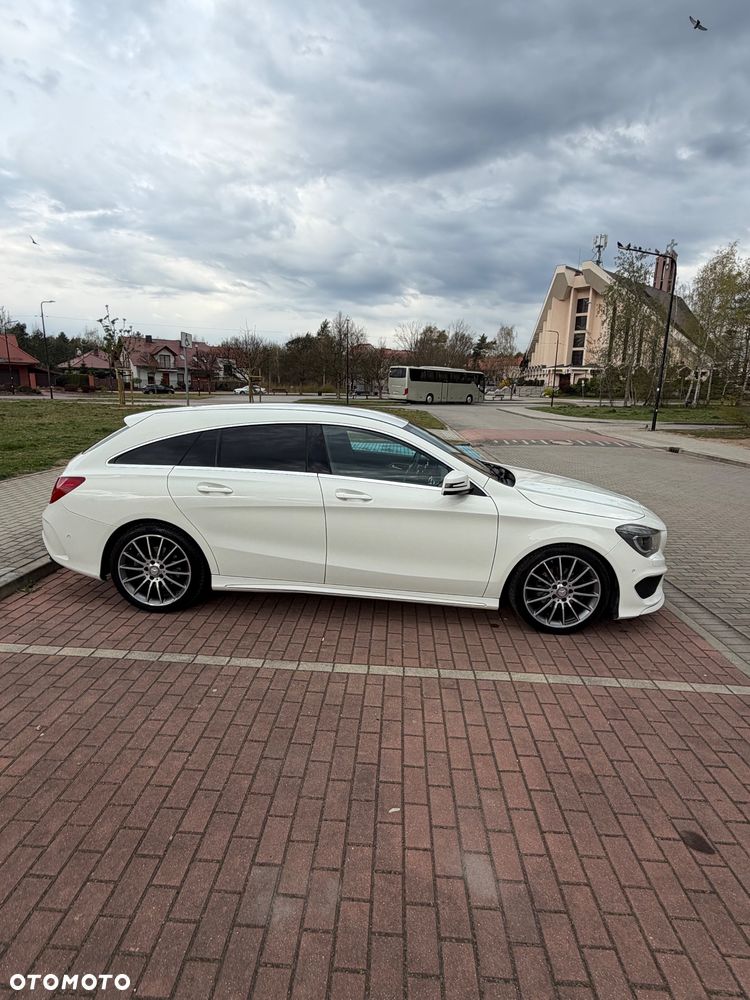 Mercedes-Benz CLA 200 7G-DCT AMG Line - 2