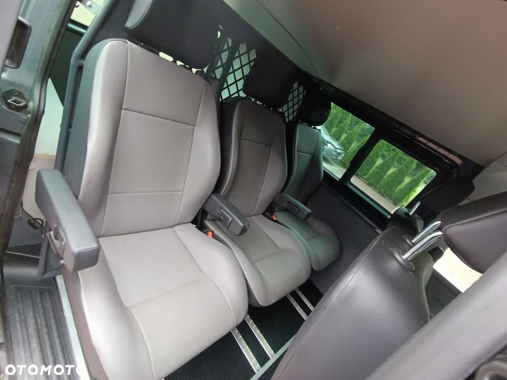 Volkswagen Transporter - 31