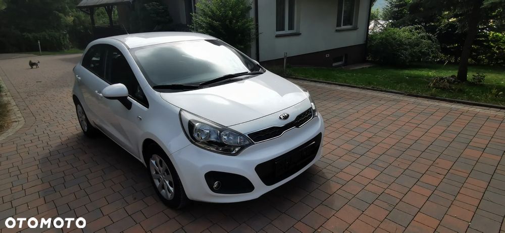 Kia Rio 1.2 Edition 7 - 9