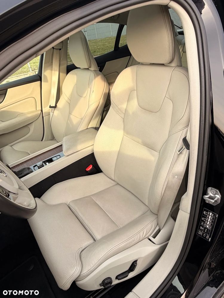 Volvo S60 T4 Inscription - 11