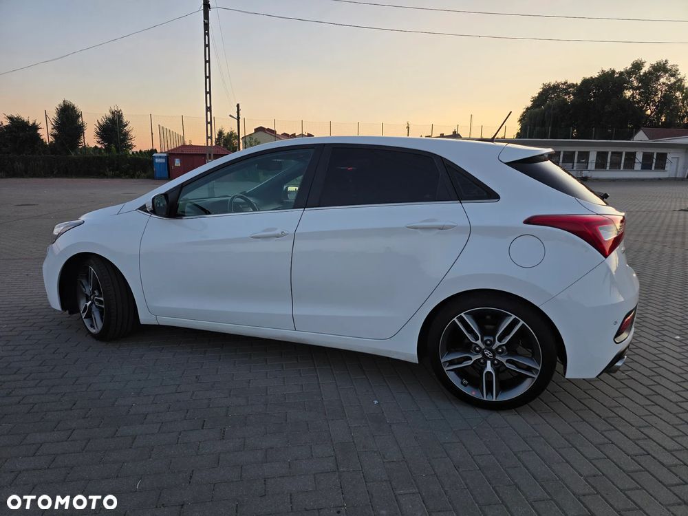 Hyundai i30 1.6 T GDI Turbo - 5