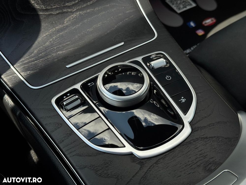 Mercedes-Benz C - 18