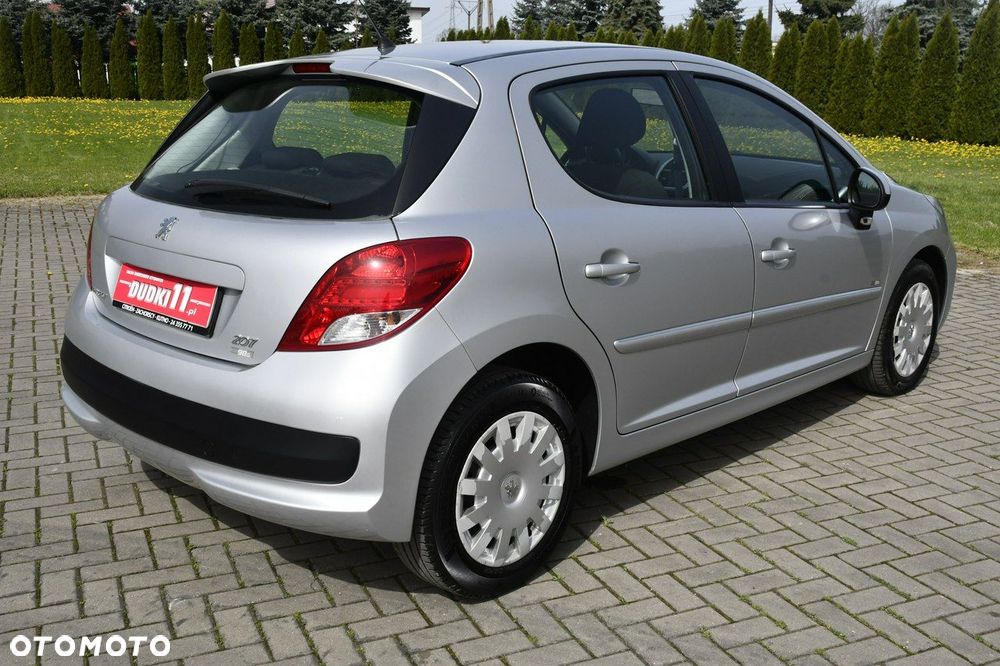 Peugeot 207 - 9