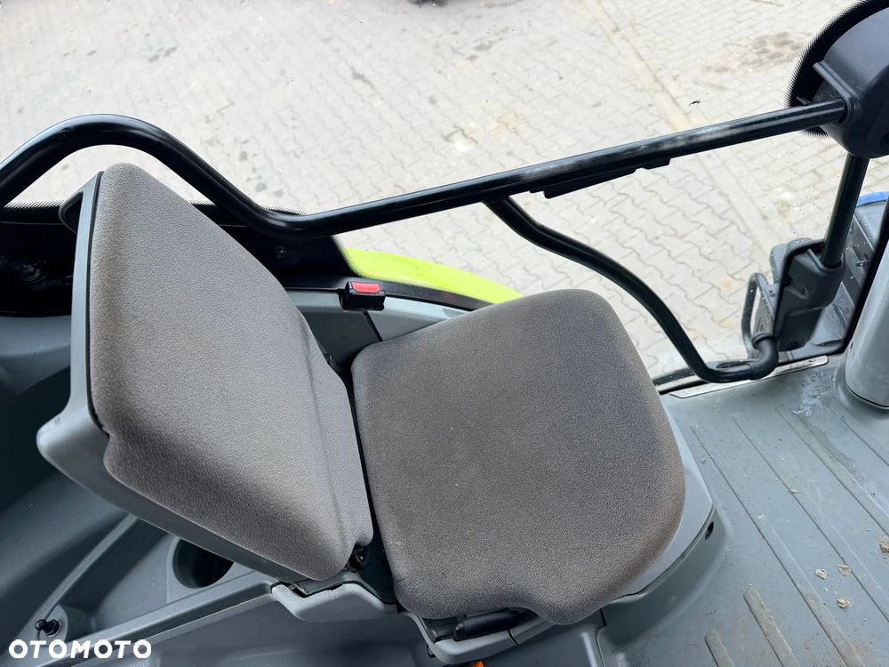 Claas Axion 950 - 16