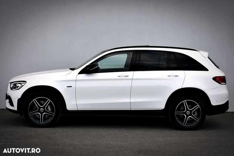 Mercedes-Benz GLC 300 de 4Matic 9G-TRONIC AMG Line - 7
