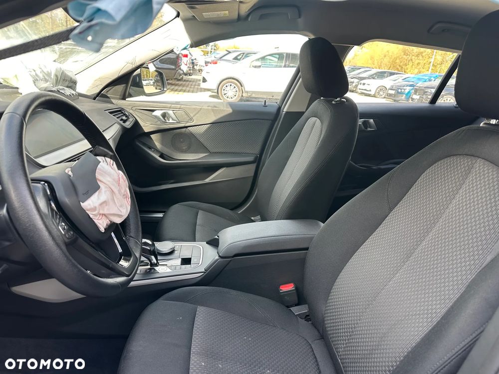 BMW Seria 1 - 11