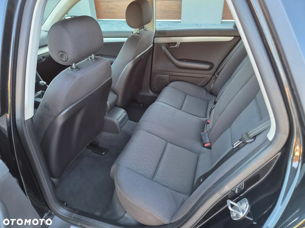 Audi A4 Avant - 17