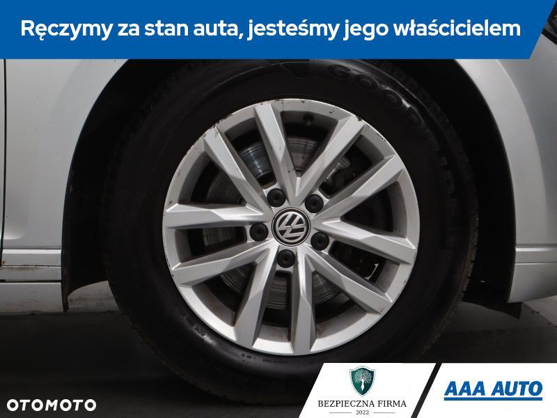 Volkswagen Passat Variant - 17