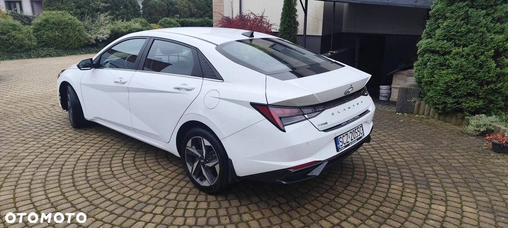 Hyundai Elantra 2022 photo 4