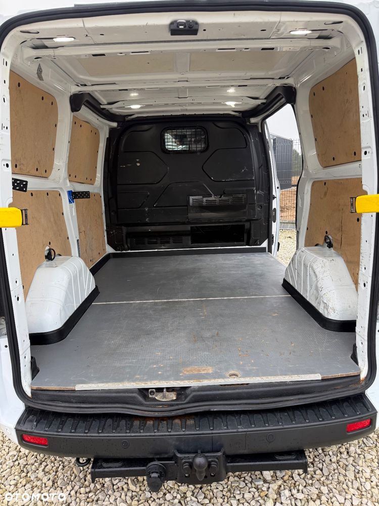 Ford Transit Custom - 24