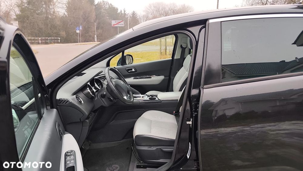 Peugeot 3008 HDi FAP 165 Automatik Allure - 3