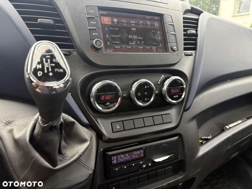 Iveco Daily - 12