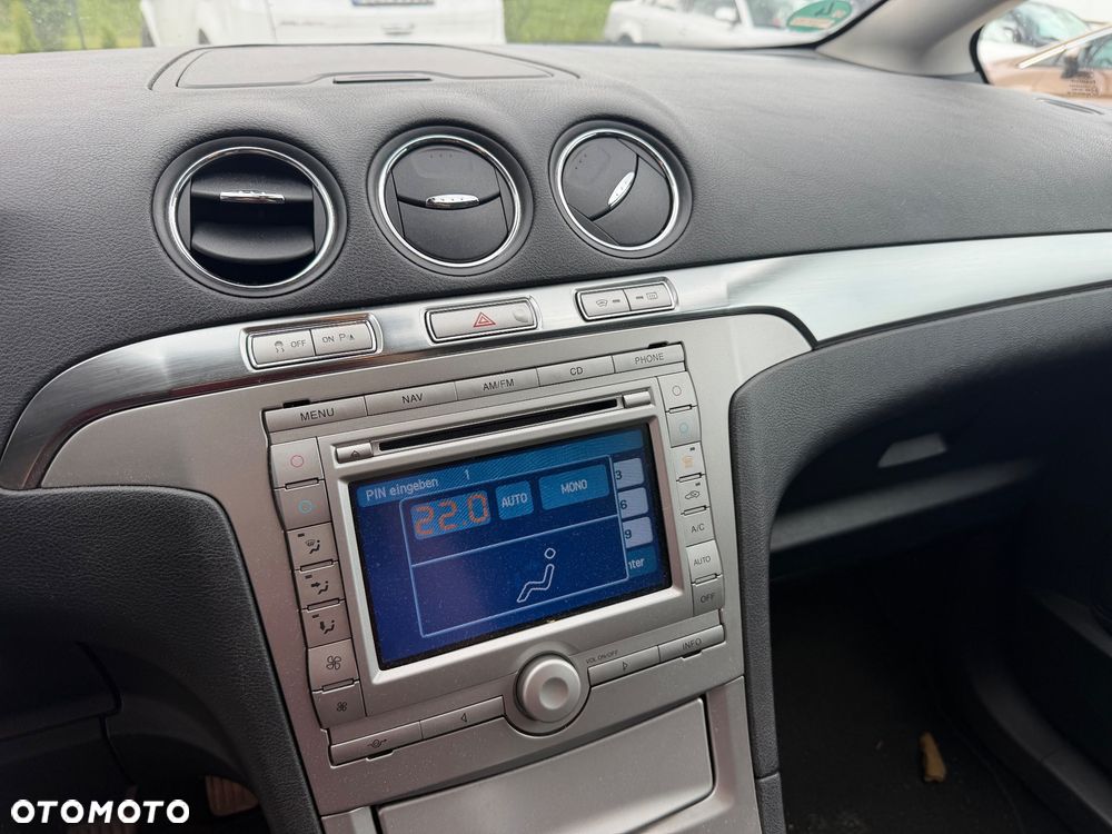 Ford S-Max 2.0 TDCi DPF Titanium - 11