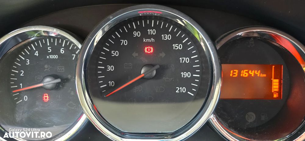 Dacia Sandero TCe 90 Celebration - 13