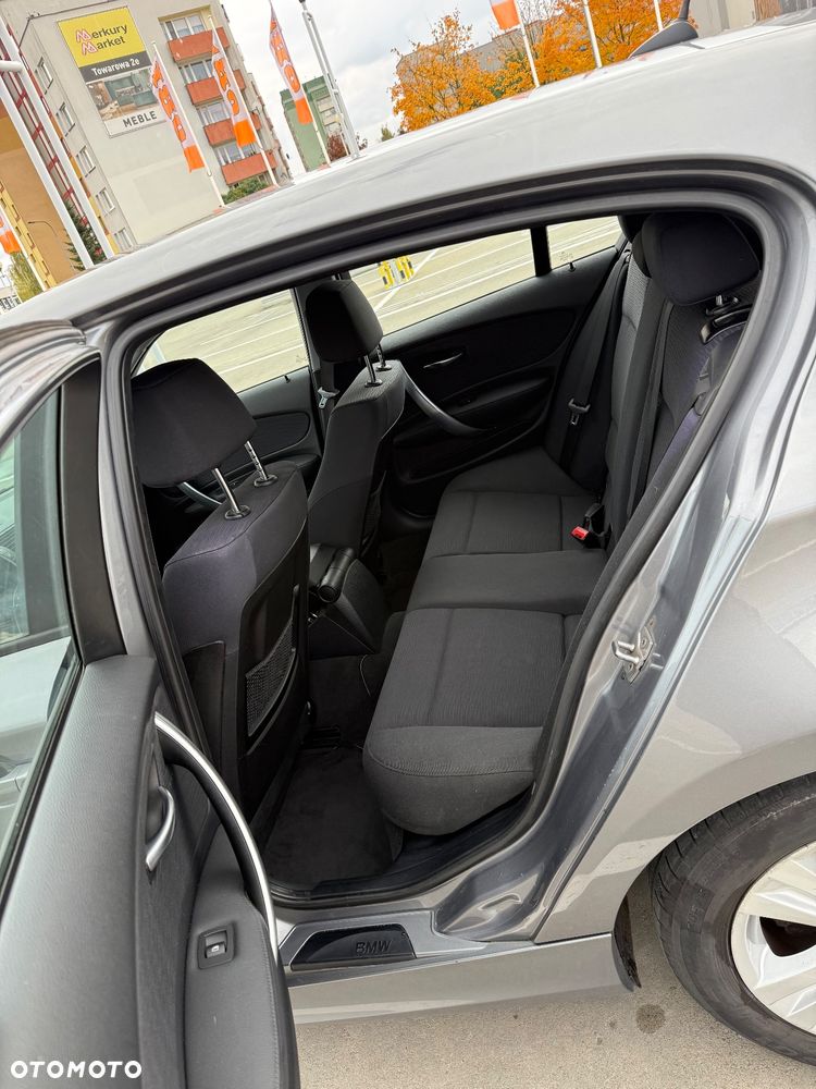 BMW Seria 1 116i - 10
