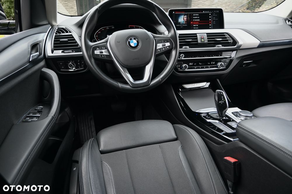 BMW X3 sDrive18d xLine sport - 17