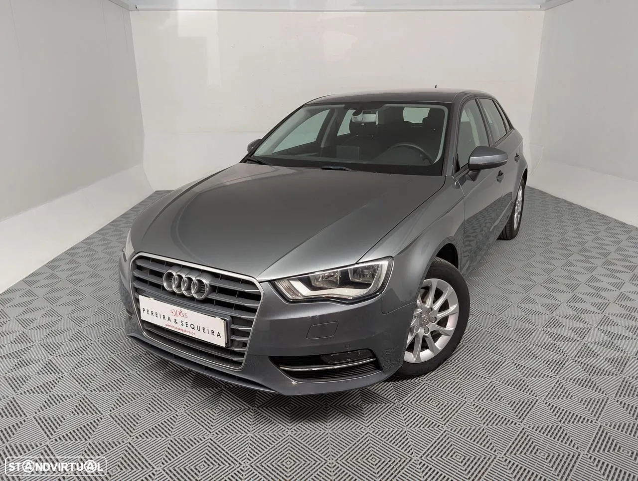 Audi A3 Sportback 1.6 TDI Attraction - 4