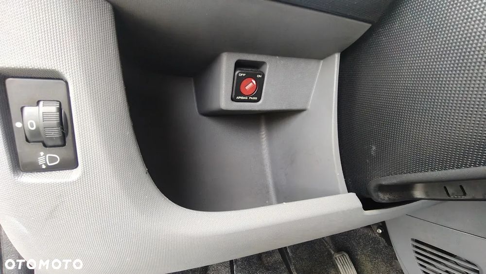 Toyota Aygo Cool - 28