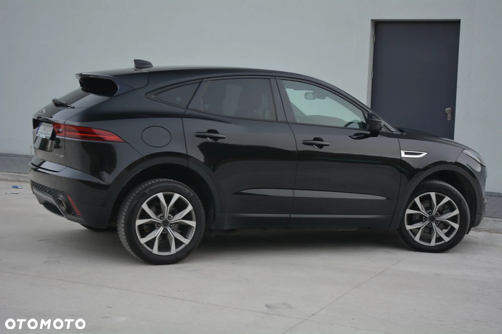 Jaguar E-Pace - 11