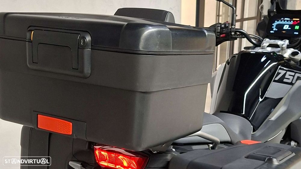 BMW F 750 GS - 11