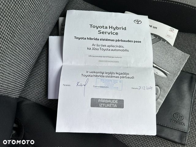 Toyota Yaris Hybrid 100 Life - 37