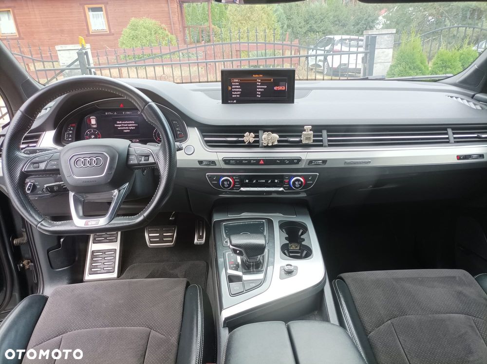 Audi Q7 - 8