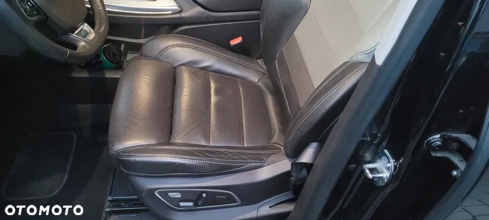 Renault Espace 1.6 dCi Energy Initiale Paris EDC - 12