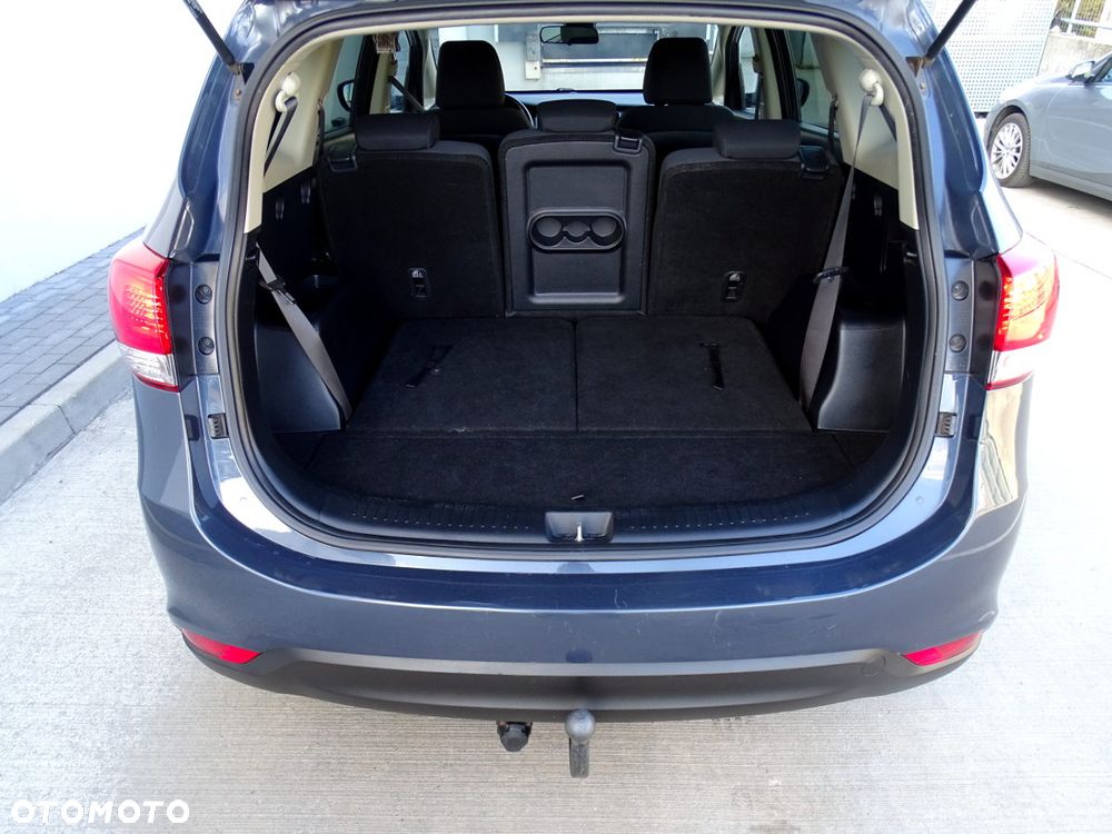 Kia Carens 1.7 CRDi M 7os EU6 - 18