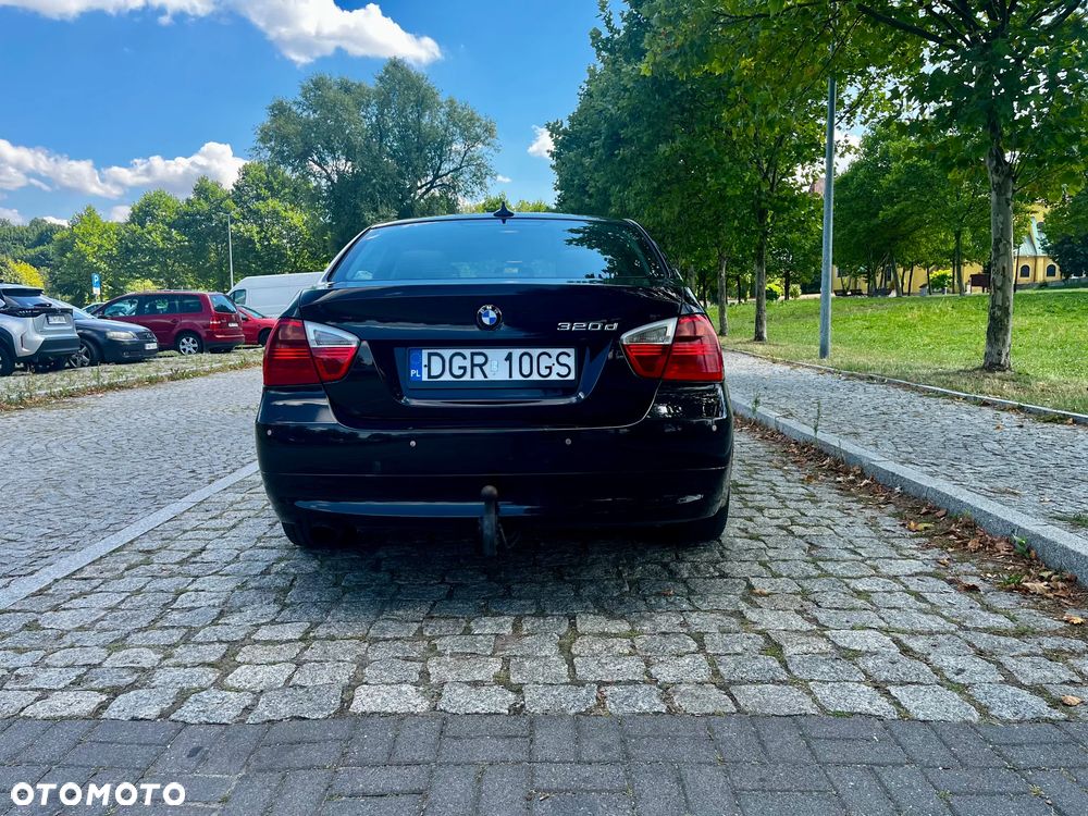 BMW Seria 3 320d - 14