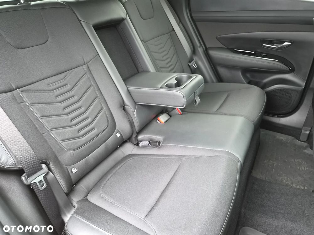 Hyundai Tucson 1.6 T-GDi Executive 2WD DCT - 24