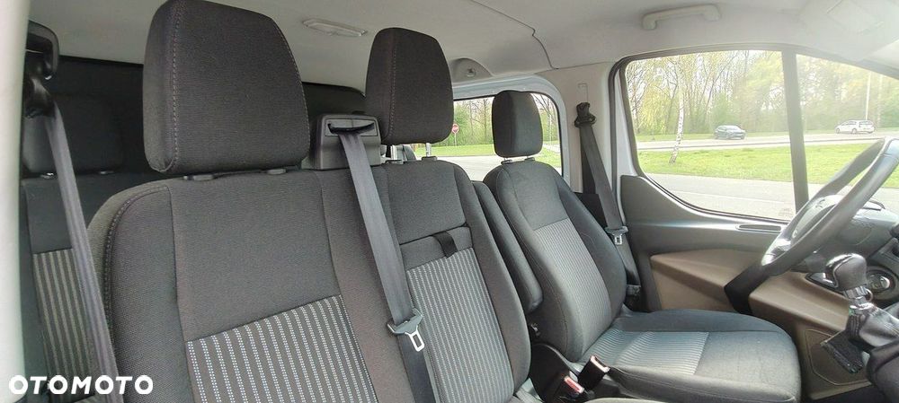 Ford Transit Custom - 13