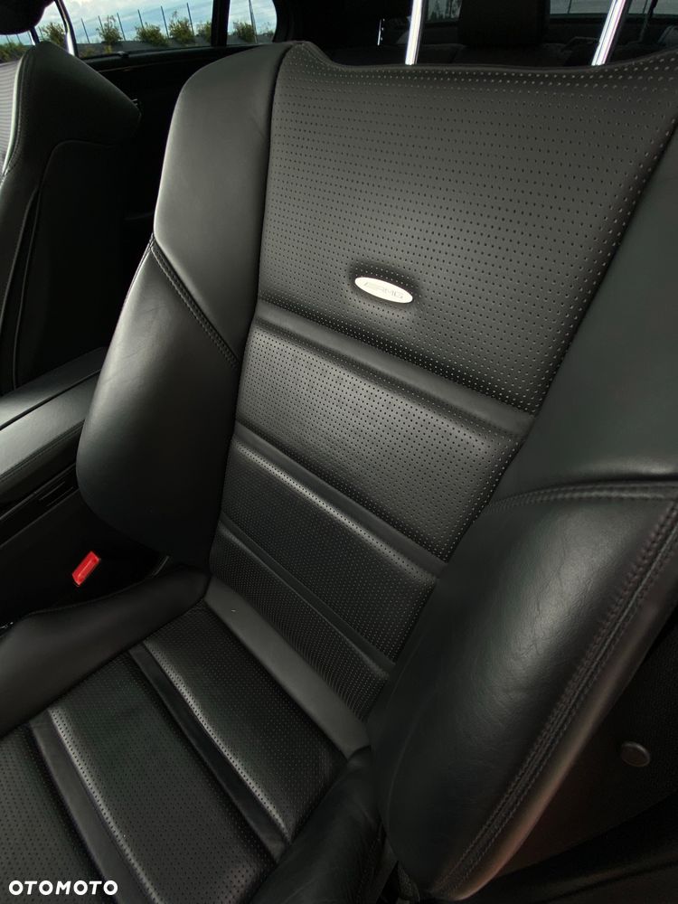 Mercedes-Benz Klasa E 63 AMG - 25
