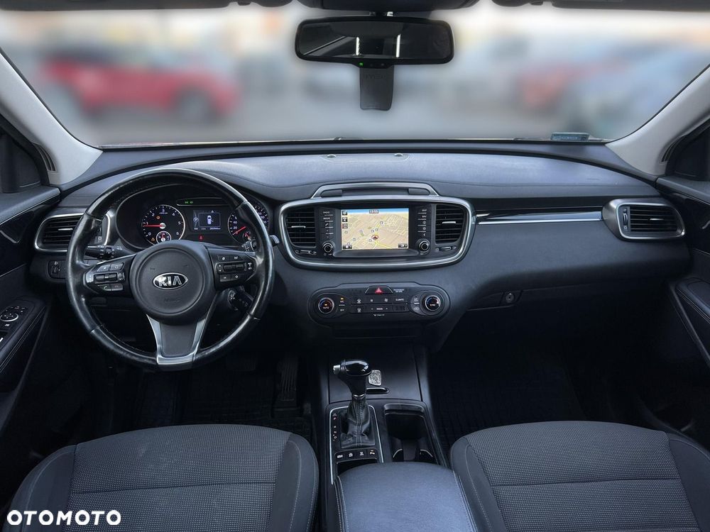 Kia Sorento - 4