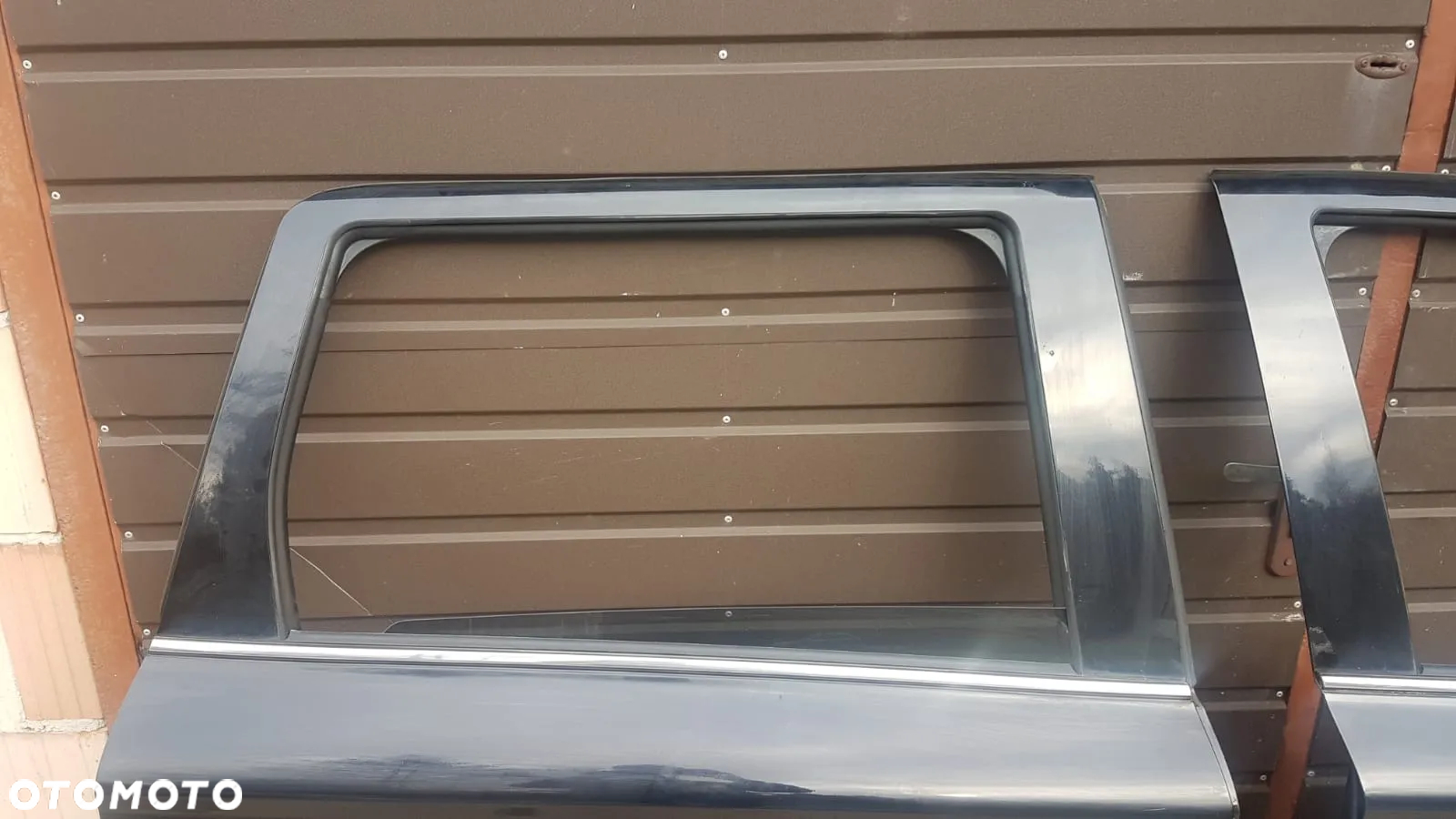 Drzwi Mitsubishi Outlander Prawe Prawy Tył Czarne - 2