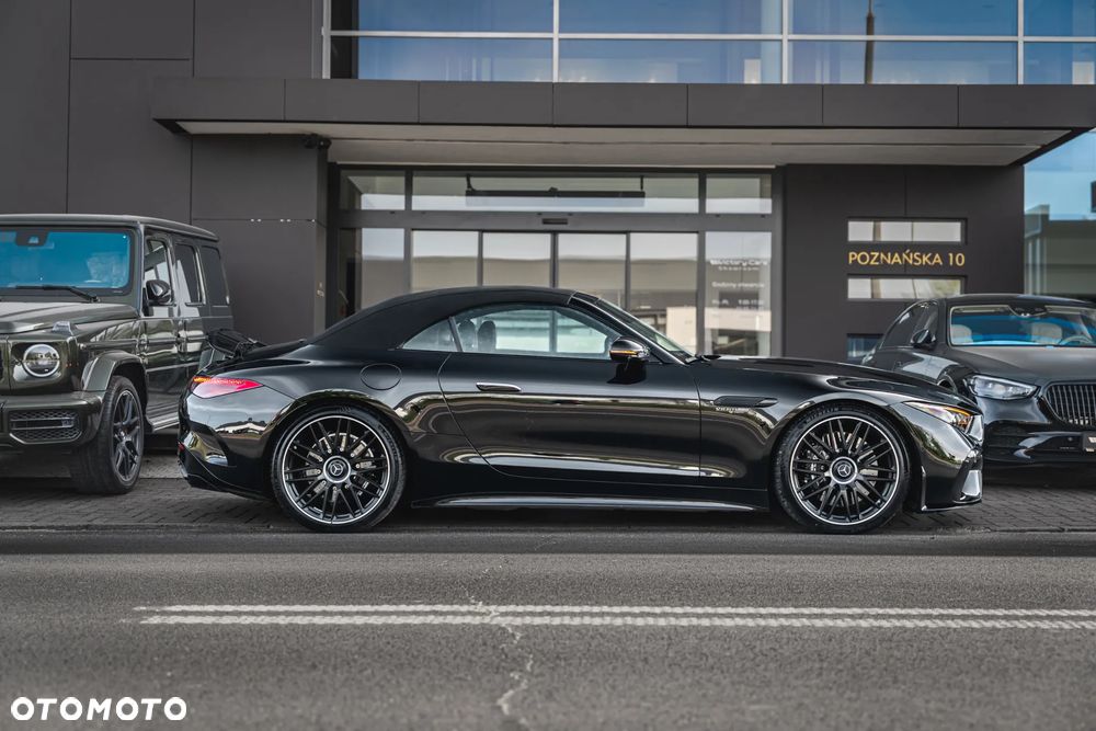 Mercedes-Benz SL AMG 63 4-Matic+ - 13