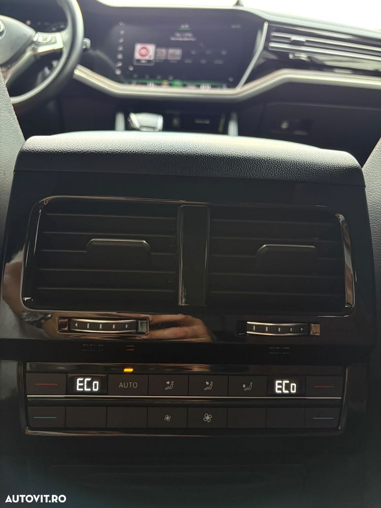 Volkswagen Touareg - 25