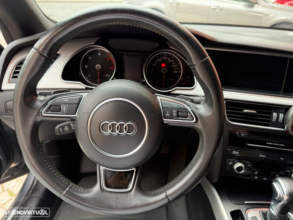 Audi A5 Cabrio 2.0 TDi Multitronic S-line - 5