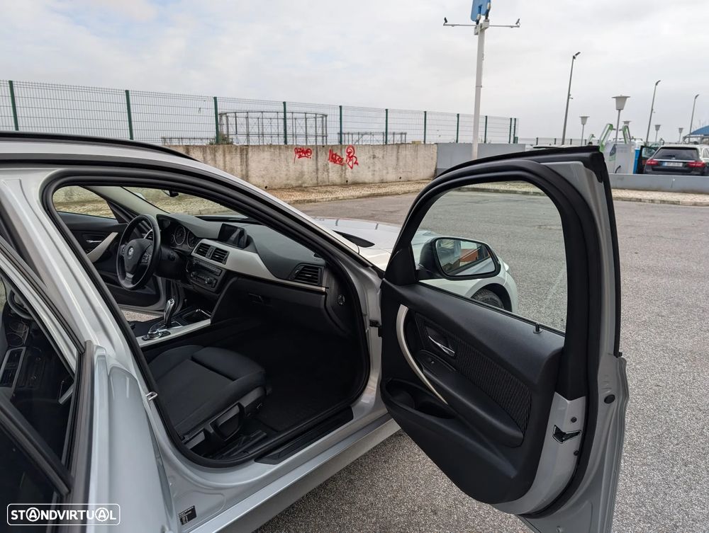 BMW 318 d Aut. - 11