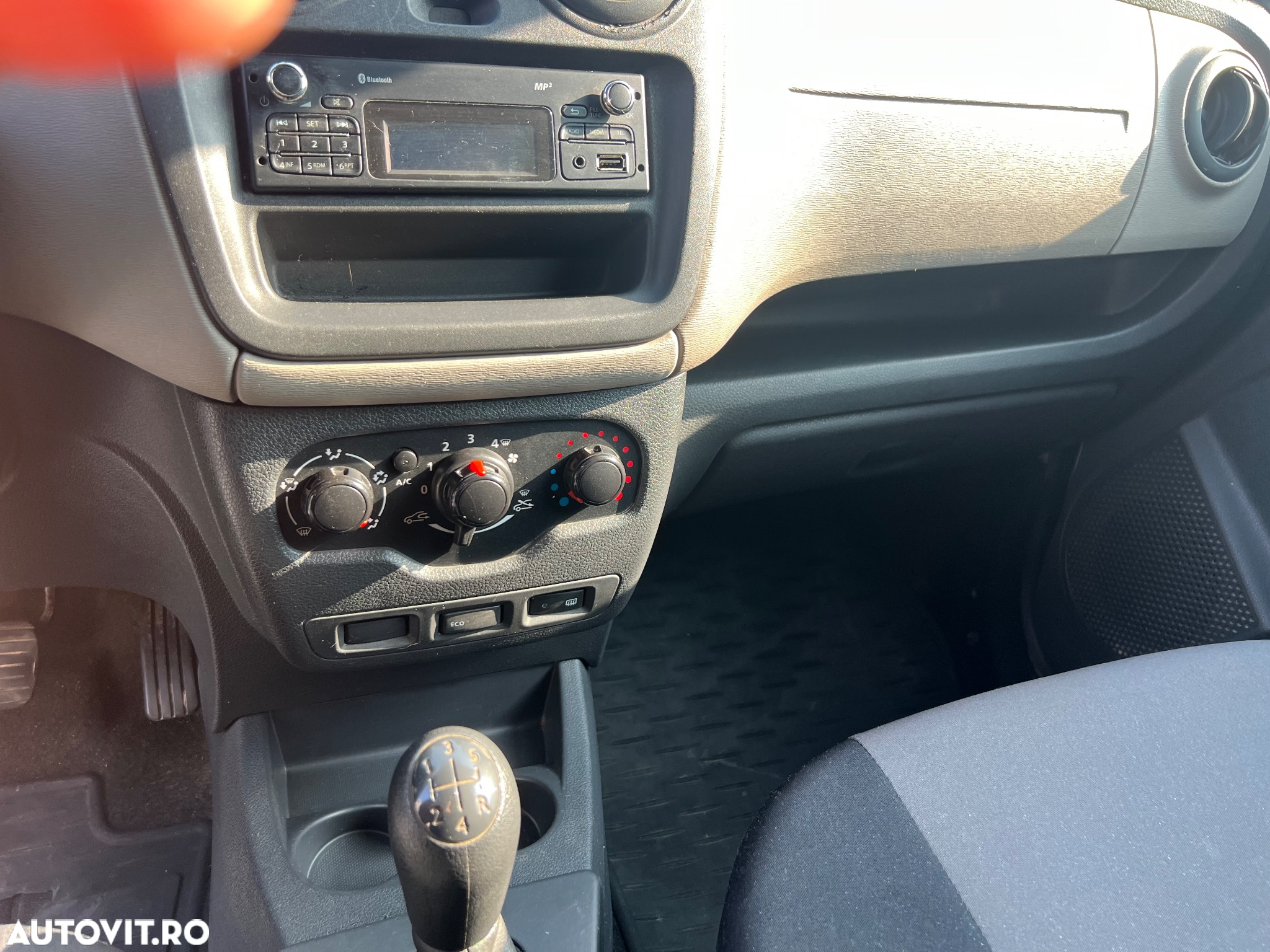 Dacia Dokker 1.5 dCi 90 CP Laureate - 6