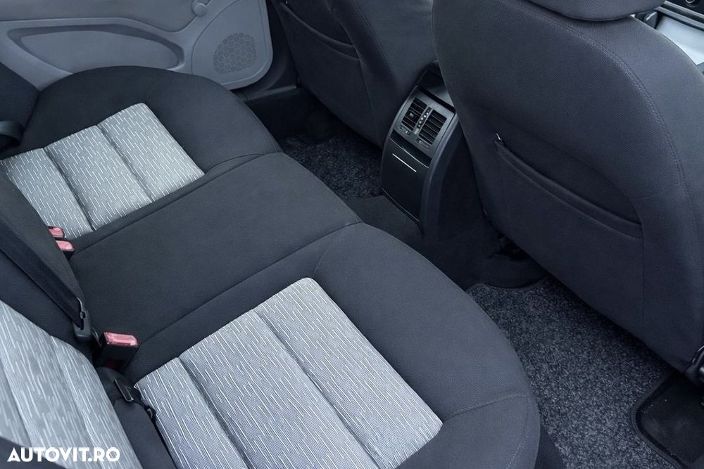 Skoda Octavia 1.9 TDI DPF Elegance - 7