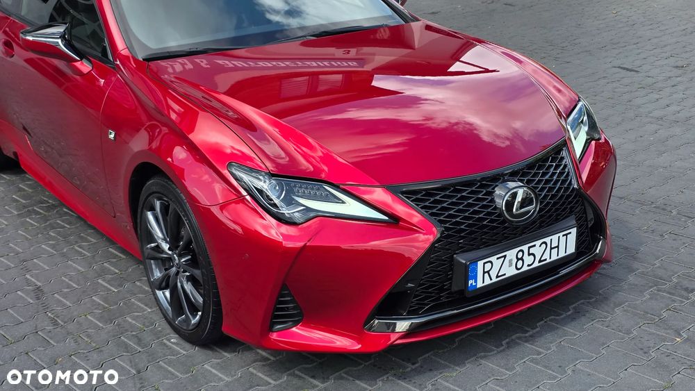 Lexus RC 200t / 300 F Sport - 4