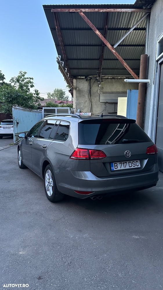 Volkswagen Golf 2.0 TDI (BlueMotion Technology) DSG Comfortline - 12