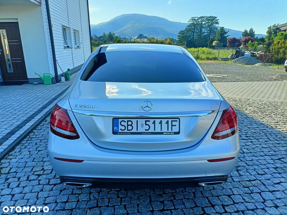 Mercedes-Benz Klasa E 220 d 9G-TRONIC - 38