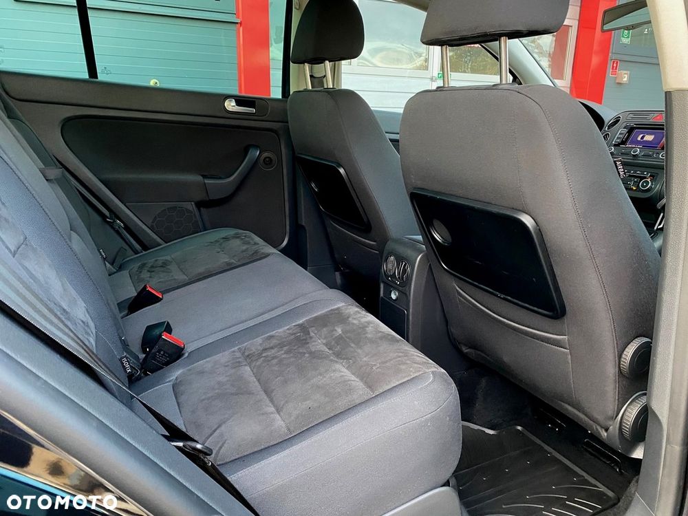 Volkswagen Golf Plus - 10