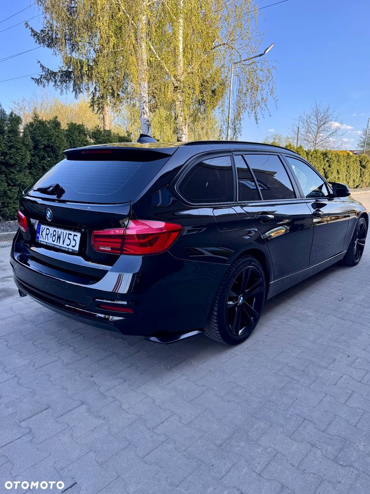 BMW Seria 3 318d xDrive - 11