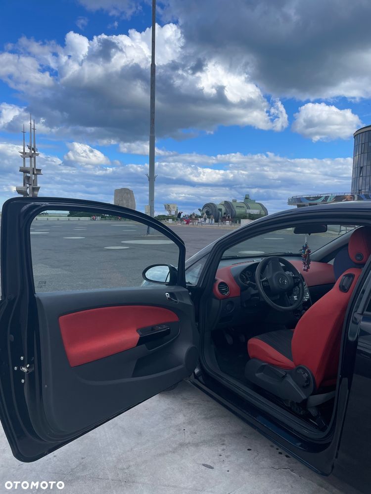 Opel Corsa 1.2 16V Enjoy - 10