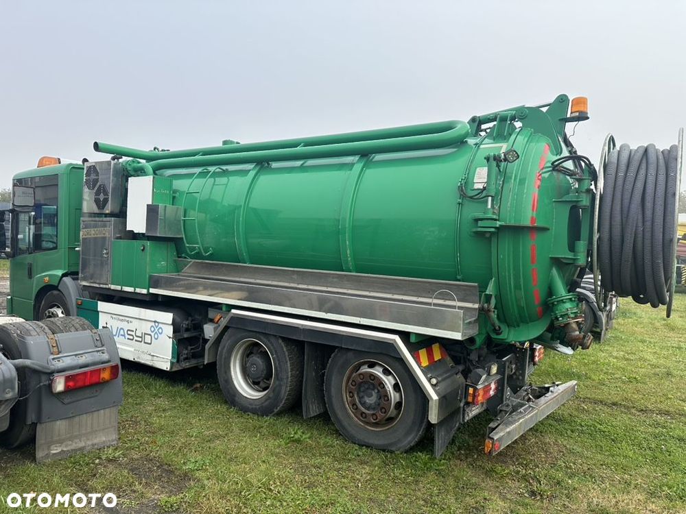 Mercedes-Benz ECONIC 2628 14 tys L WUKO asenizacyjny Szambiarka z wywrotem Korp&Son Euro5 - 2