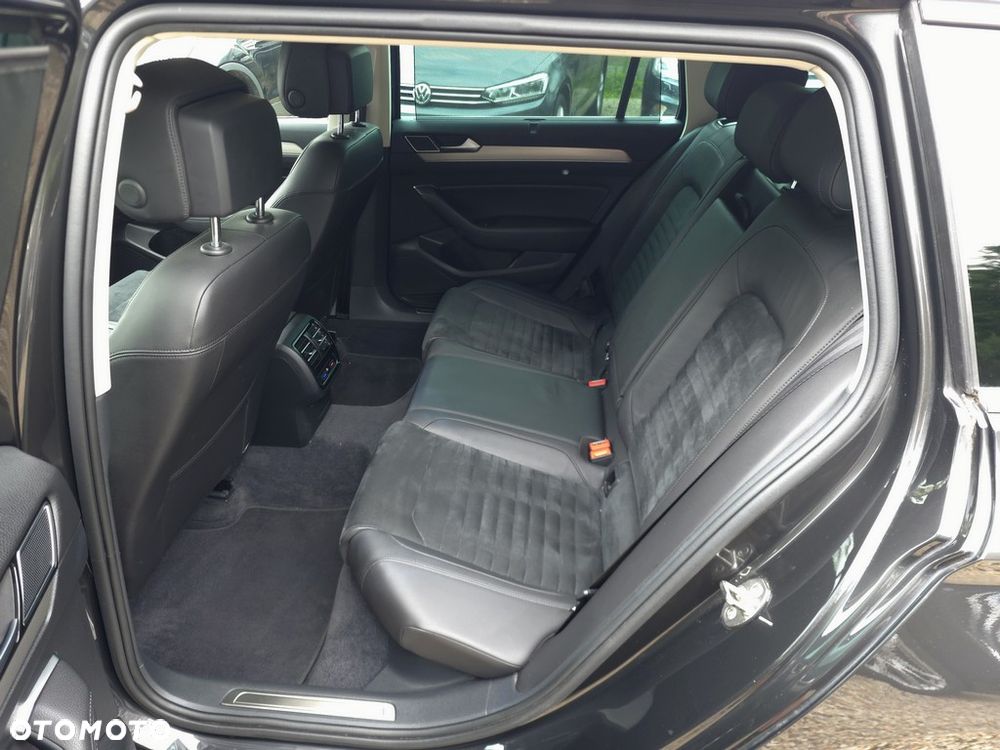 Volkswagen Passat 2.0 TDI SCR Highline DSG - 11