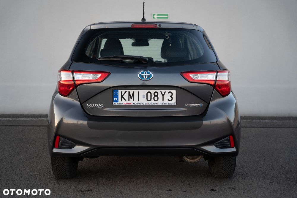 Toyota Yaris Hybrid 100 Premium EU6 - 9