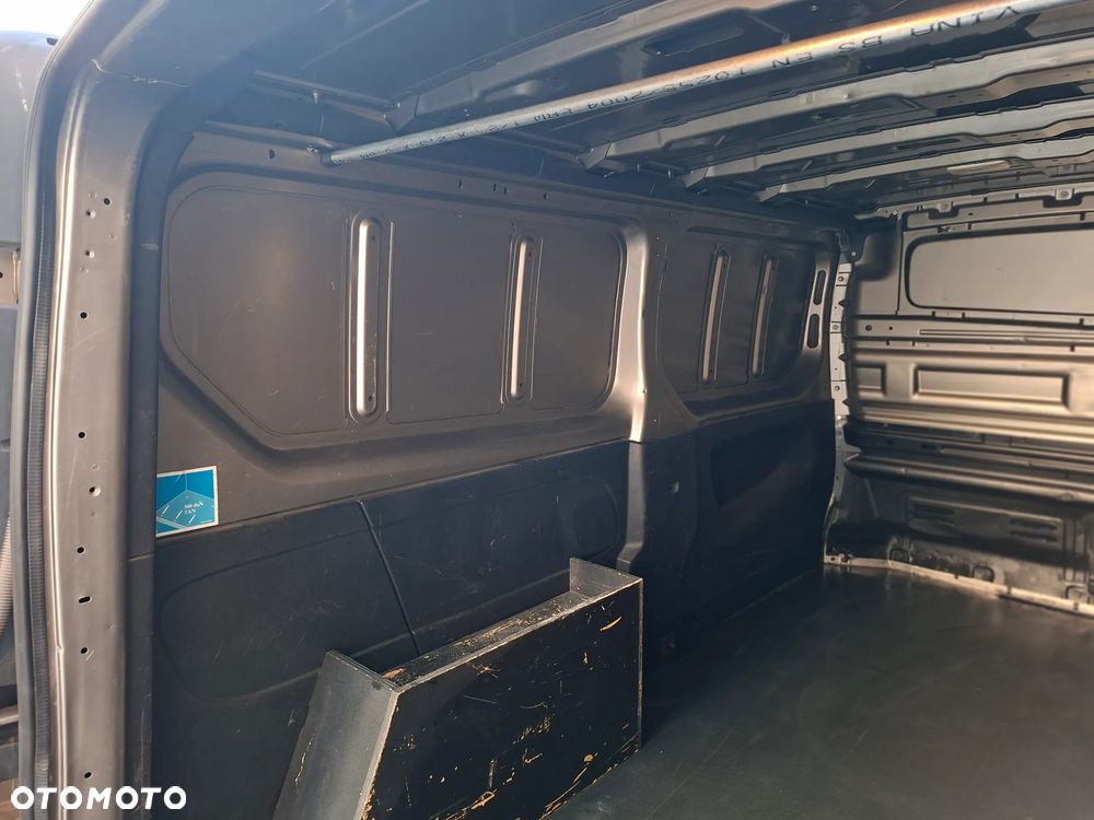 Opel Vivaro L2H1 2,9t Edition - 9